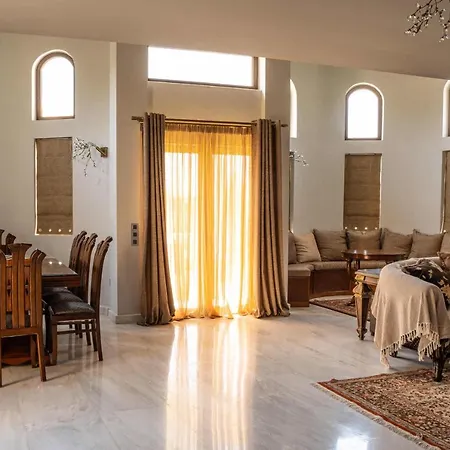 Villa Castle